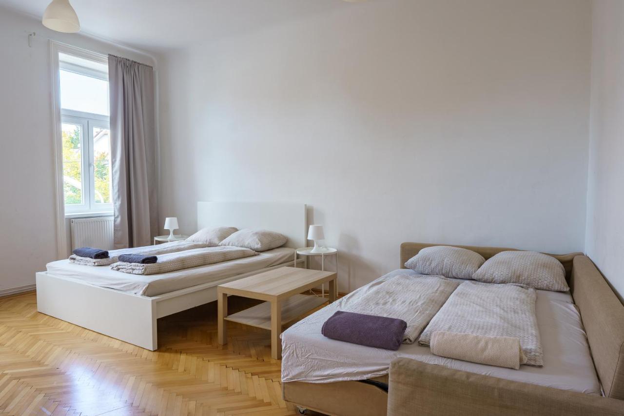 Central Living Apartments - Schoenbrunn Bécs Kültér fotó